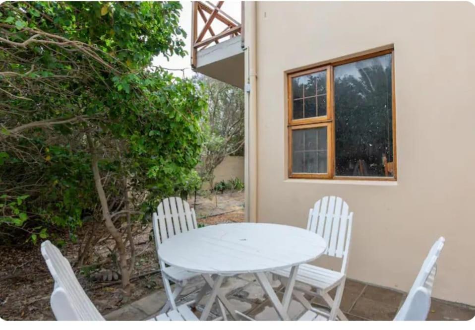 Apartment Lux New For 2 - Sunset Cape Town